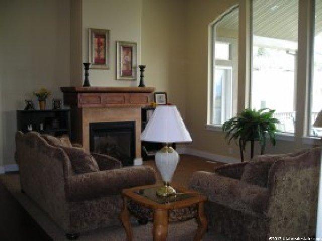 294 E Sunset Cv, Providence, UT 84332 — photo 2