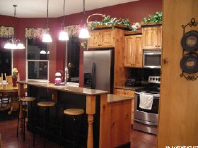294 E Sunset Cv, Providence, UT 84332 — photo 4