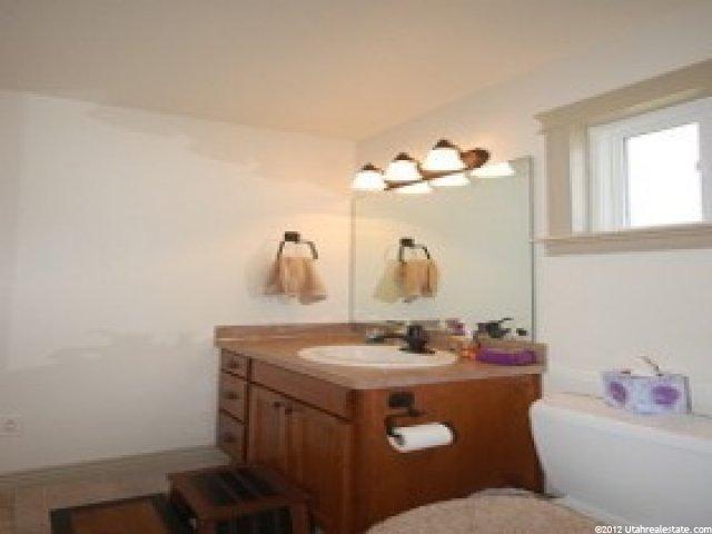 2422 W 1750 S, Syracuse, UT 84075 — photo 2