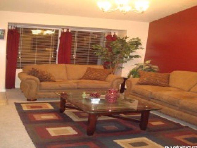 2002 N 1615 W, Clinton, UT 84015 — photo 8