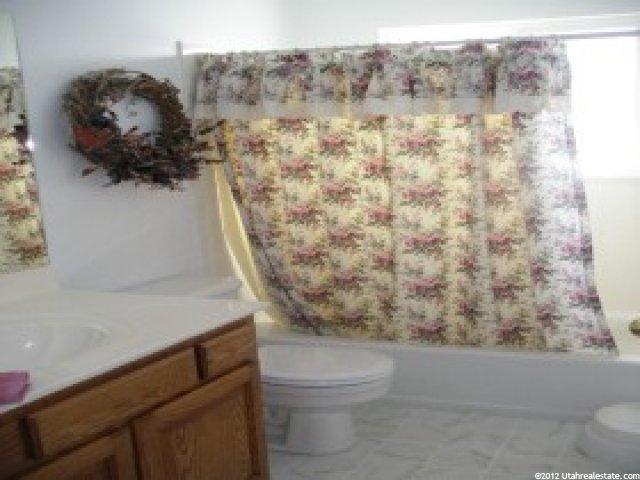 3823 W 5575 S, Roy, UT 84067 — photo 8