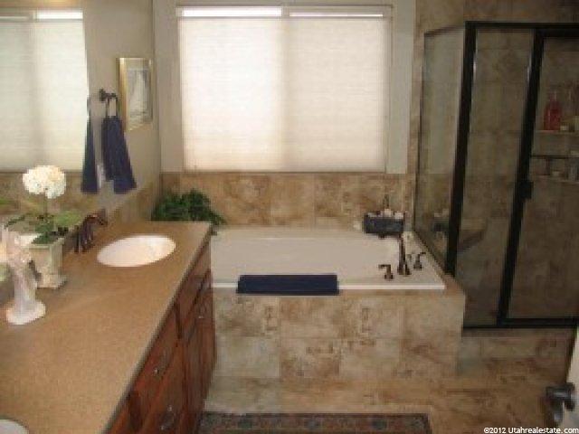 87 W Stauffer Ln, Murray, UT 84107 — photo 6