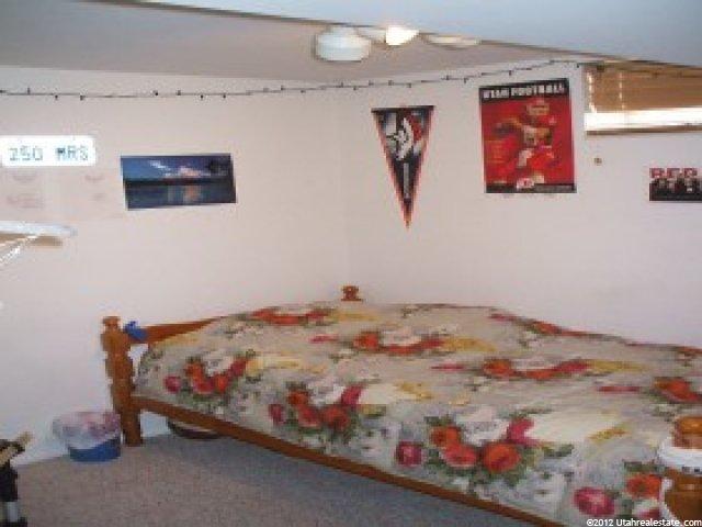 390 E Montgomery Dr, Sandy, UT 84070 — photo 4