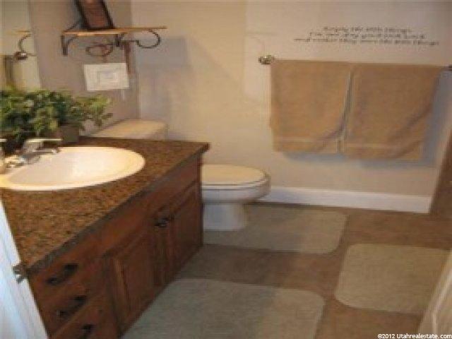 2368 S 2975 W, West Haven, UT 84401 — photo 9