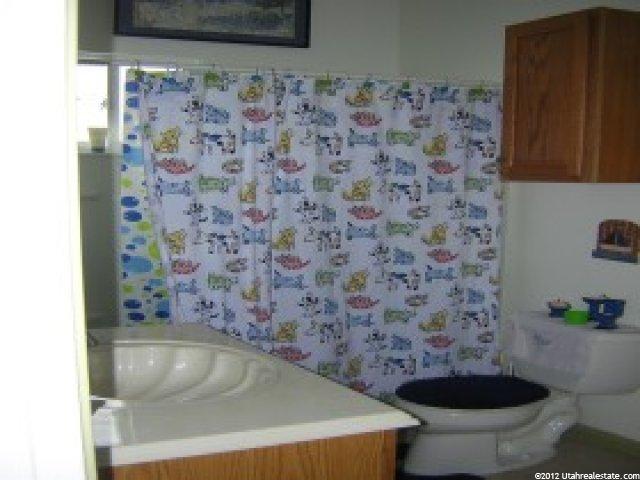 240 N 100 W, Malad City, ID 83252 — photo 8