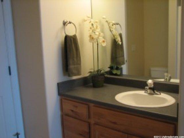 688 S Orchard Dr E, Bountiful, UT 84010 — photo 8