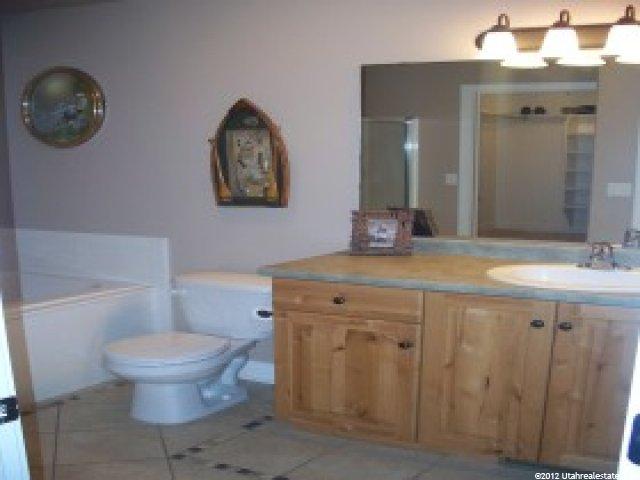 184 S 1170 E, Hyrum, UT 84319 — photo 5