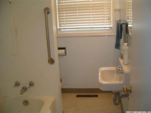 100 E 400 S, Smithfield, UT 84335 — photo 12