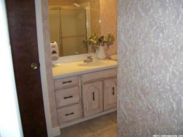 4452 S 2250 W, Roy, UT 84067 — photo 10