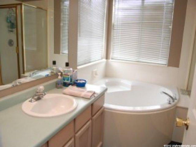 5899 S Hatton Cir, Murray, UT 84107 — photo 7