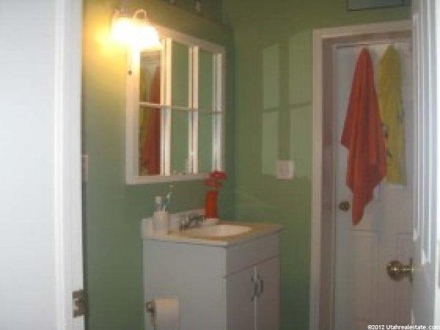 315 S 200 E, Mt Pleasant, UT 84647 — photo 3