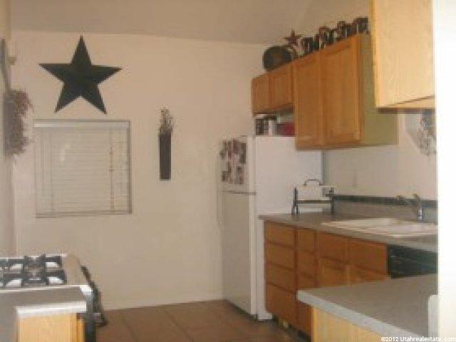 315 S 200 E, Mt Pleasant, UT 84647 — photo 4