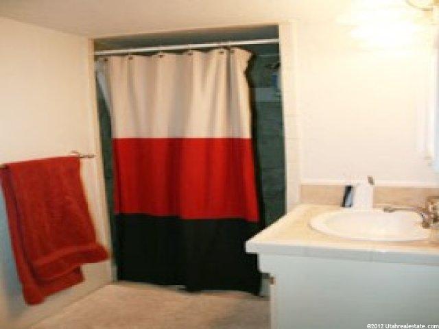 140 W 200 S, Bountiful, UT 84010 — photo 11