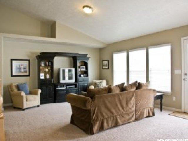 1922 Jackson St, Kaysville, UT 84037 — photo 3
