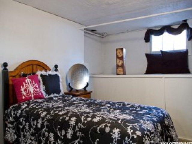165 E Center St, Bountiful, UT 84010 — photo 9