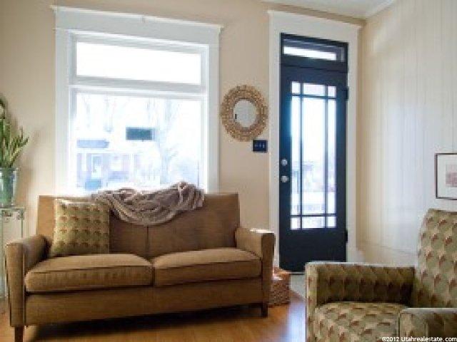 165 E Center St, Bountiful, UT 84010 — photo 2
