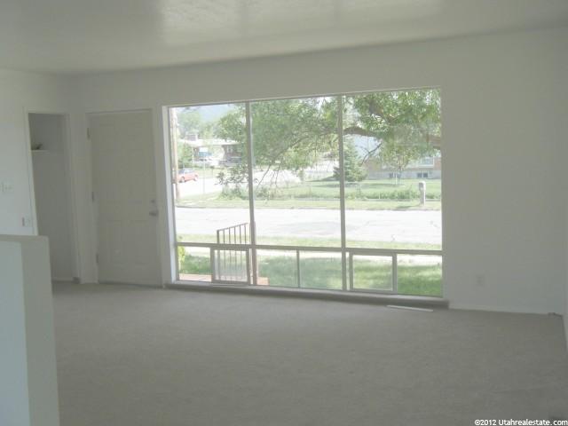 738 Lockwood Dr, Ogden, UT 84404 — photo 3