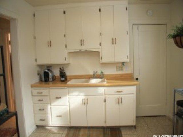 1351 S Roberta St S, Salt Lake City, UT 84115 — photo 4