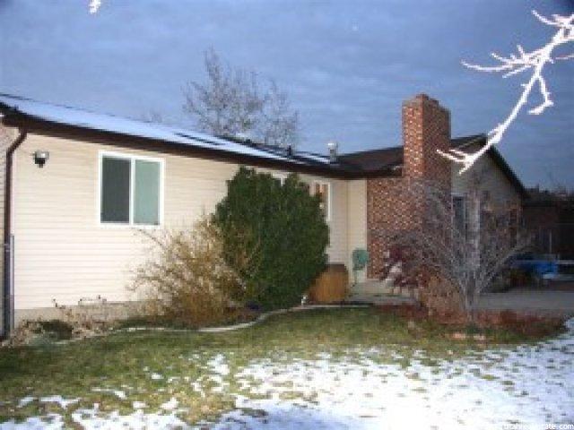 1092 N 300 E, Centerville, UT 84014 — photo 2