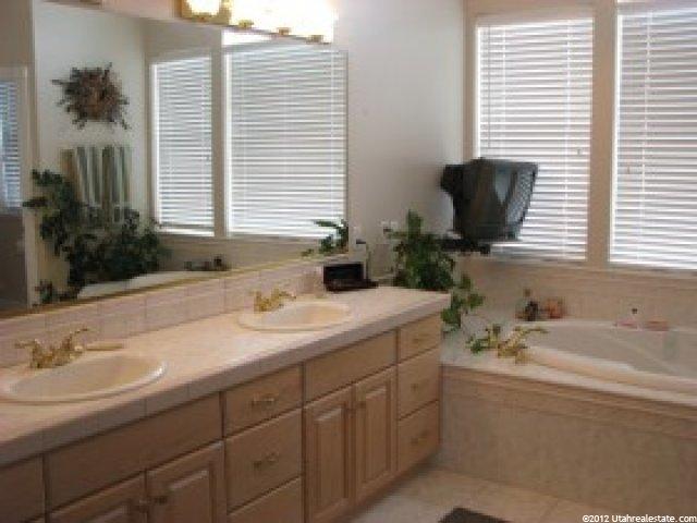 8652 Paradise West Cir, Paradise, UT 84328 — photo 7