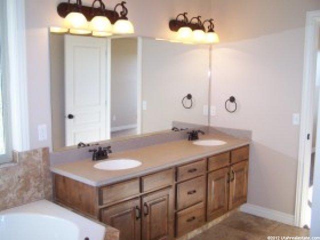 3437 W 400 N, Layton, UT 84041 — photo 5