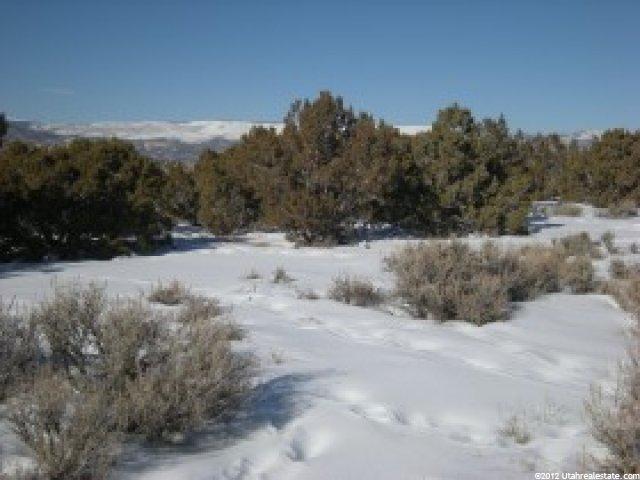 1131 N Overlook Dr #81, Vernal, UT 84078 — photo 2