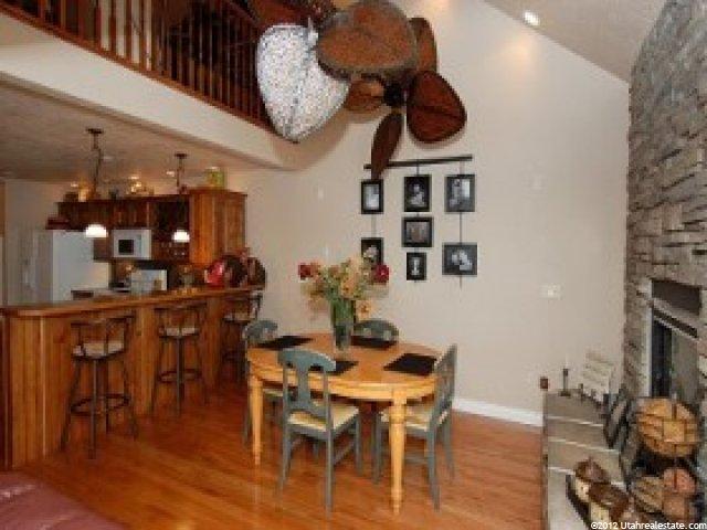 327 W Willow Way, Pleasant View, UT 84414 — photo 4