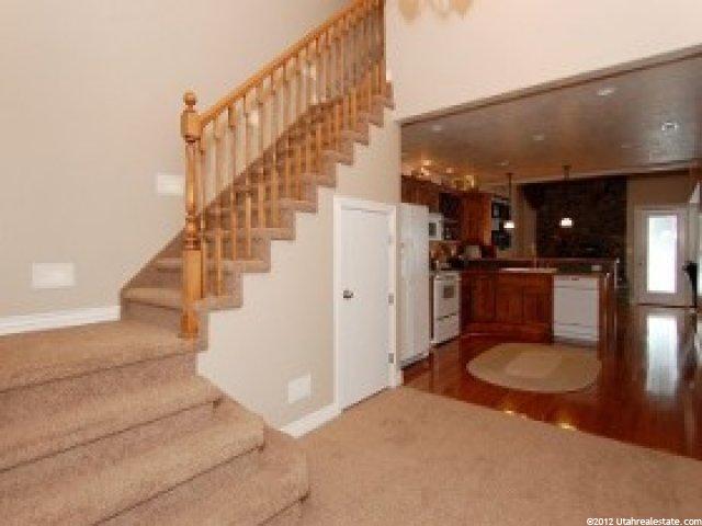 327 W Willow Way, Pleasant View, UT 84414 — photo 5