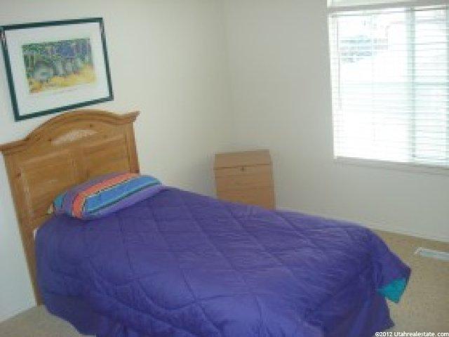 89 N 875 W, Layton, UT 84041 — photo 9