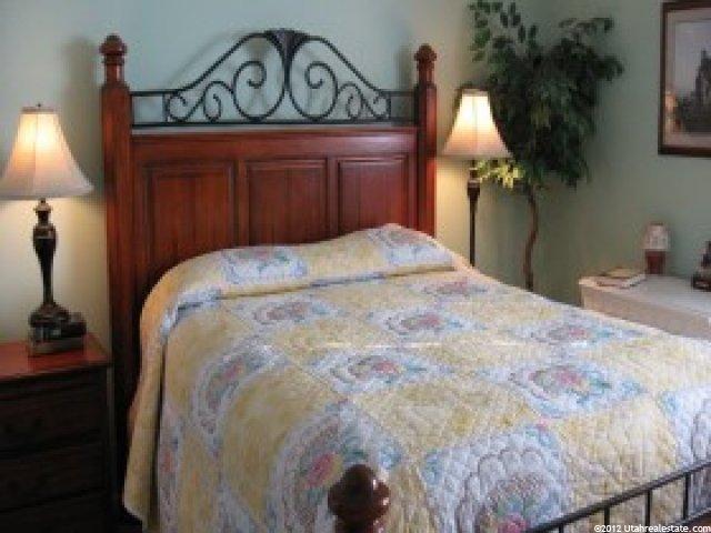 983 E 750 S, Layton, UT 84041 — photo 6