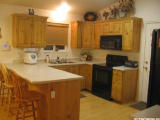 833 S Meadow, Logan, UT 84321 — photo 3