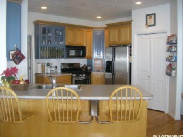 6864 Black Powder Rd, Mountain Green, UT 84050 — photo 4