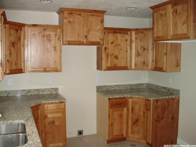 302 N 700 E, Santaquin, UT 84655 — photo 2