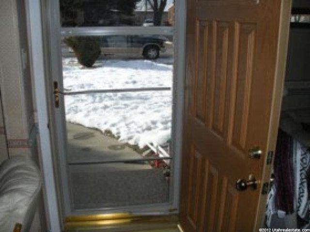 389 S 350 W, Bountiful, UT 84010 — photo 2