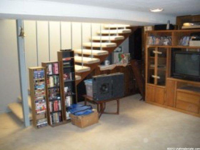389 S 350 W, Bountiful, UT 84010 — photo 10
