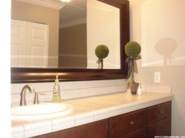1672 E Ensign Pl, Cottonwood Heights, UT 84121 — photo 7