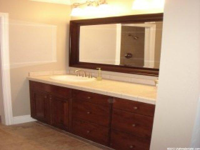 1672 E Ensign Pl, Cottonwood Heights, UT 84121 — photo 8