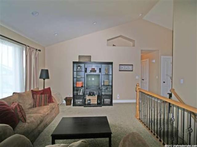 683 S 450 E, Hyde Park, UT 84318 — photo 9