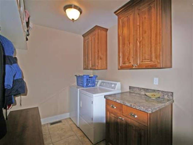 683 S 450 E, Hyde Park, UT 84318 — photo 10