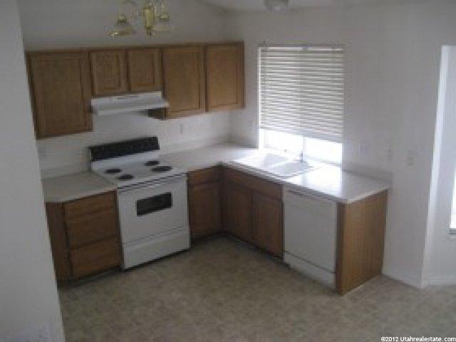 296 E 3700 N, North Ogden, UT 84414 — photo 7