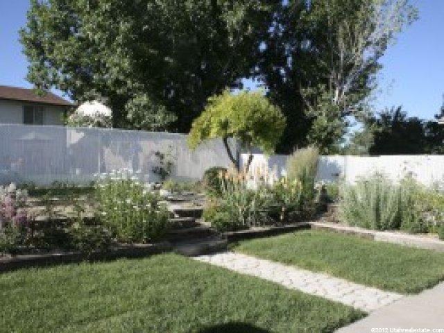 438 W 2500 S, Clearfield, UT 84015 — photo 2