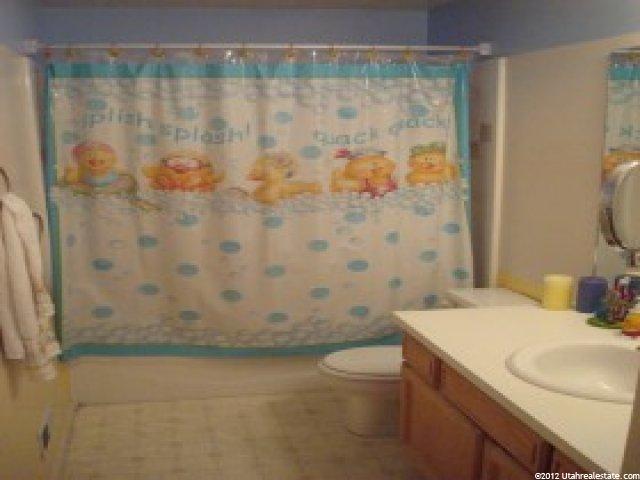 806 W 1960 N, Clinton, UT 84015 — photo 7
