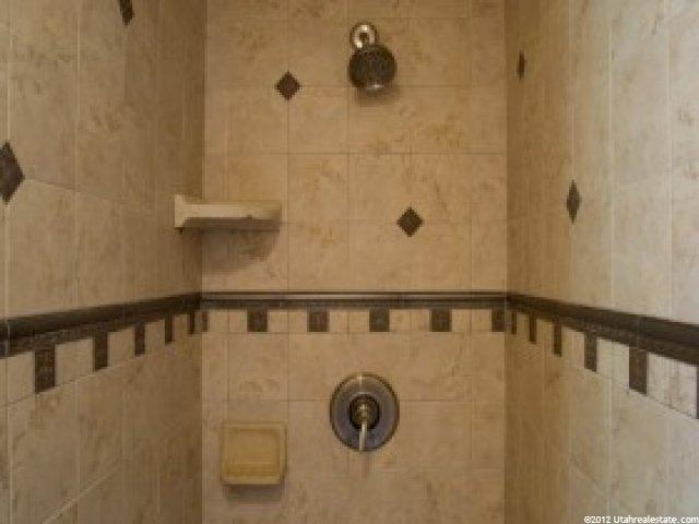 4403 S 2900 E, Holladay, UT 84124 — photo 12