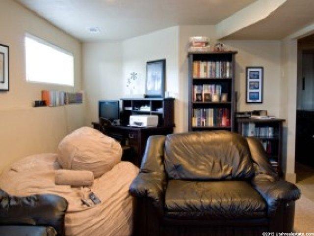 4403 S 2900 E, Holladay, UT 84124 — photo 9
