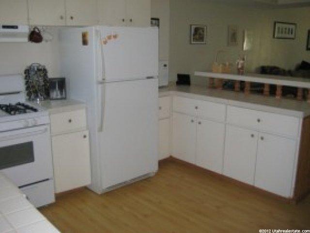88 W 50 S #J3, Centerville, UT 84014 — photo 3