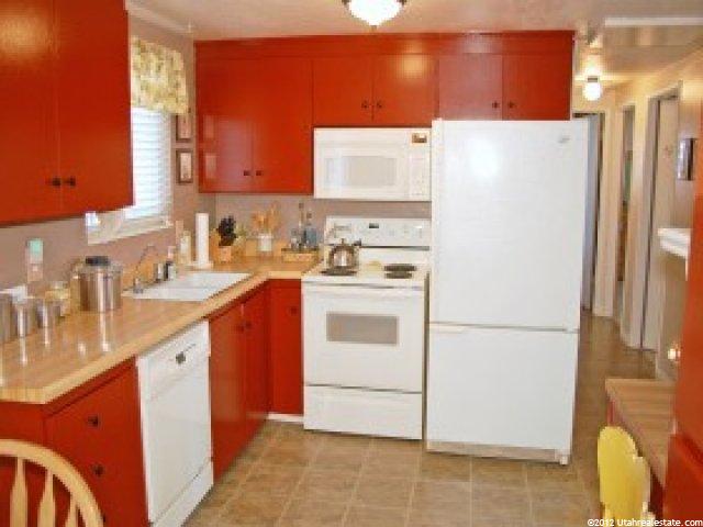 7558 Parkway Dr, Midvale, UT 84047 — photo 6