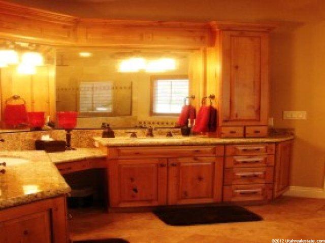 13257 Laurel Park Ln, Draper, UT 84020 — photo 9