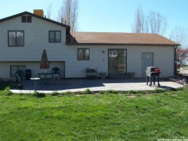 1156 N Nayon Dr E, Layton, UT 84040 — photo 2