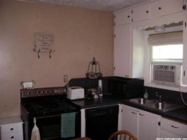 2221 Polk Ave, Ogden, UT 84401 — photo 6