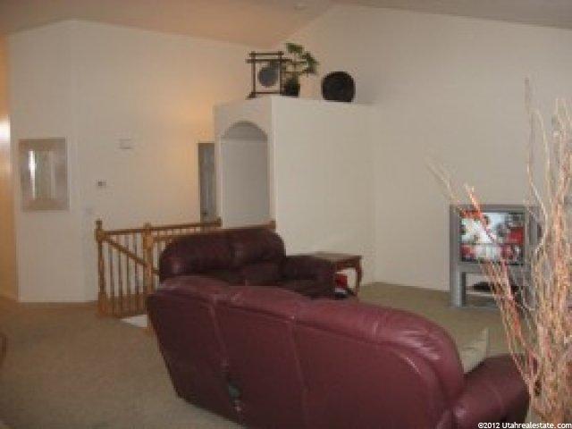 6033 S 3850 W, Roy, UT 84067 — photo 6